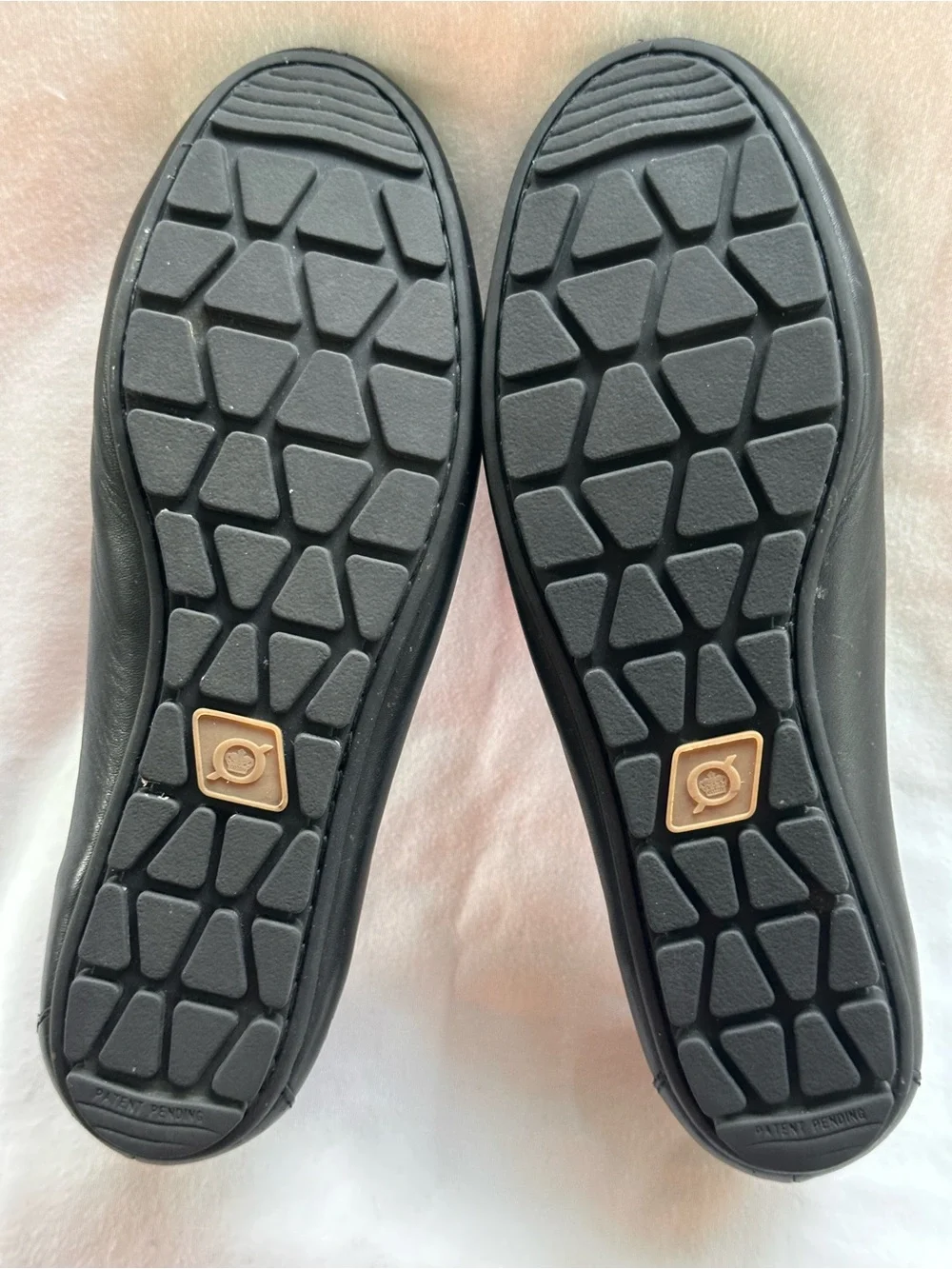 Born Women's Black Leather Slip-On Flats
